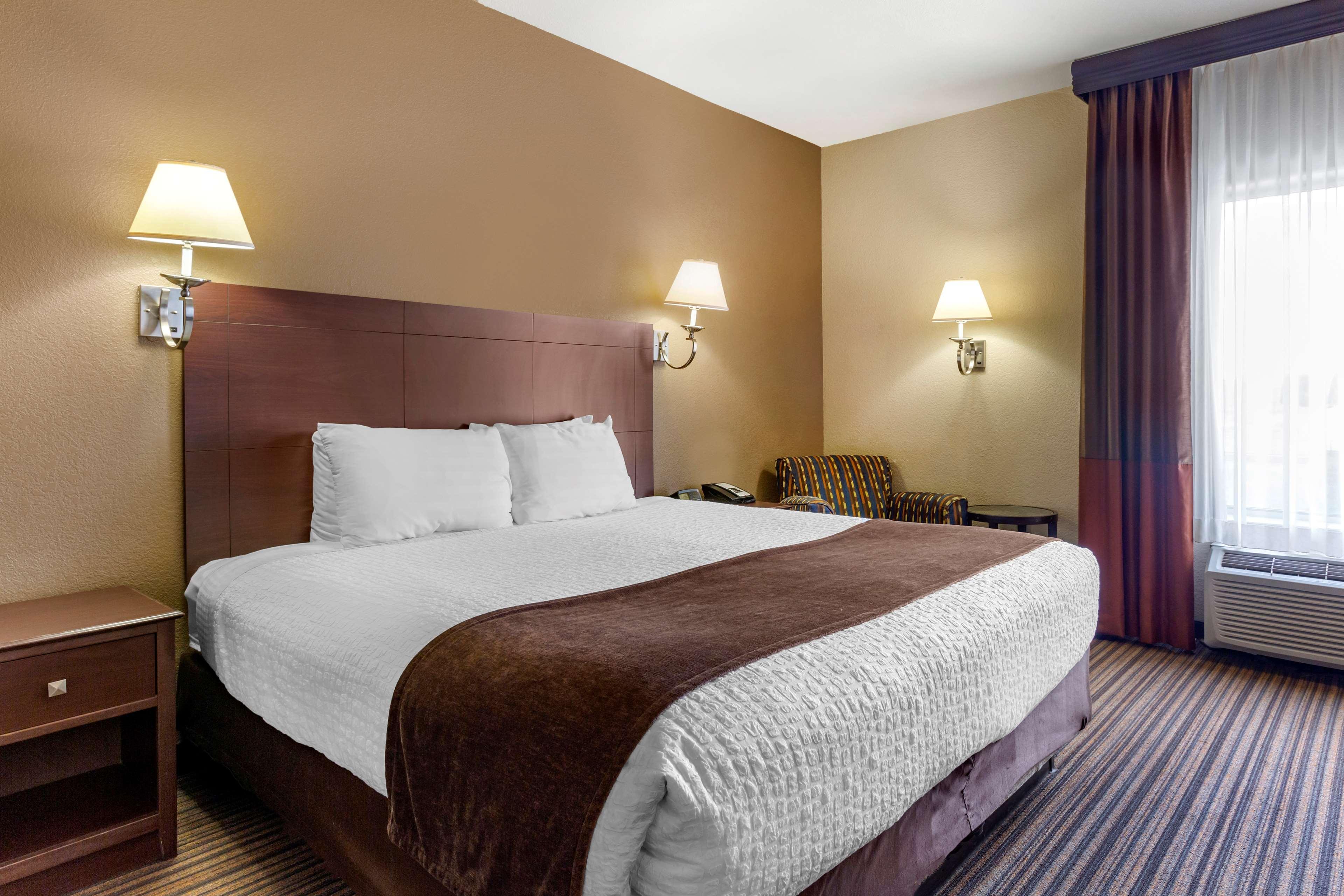 Best Western Plus Winslow Inn Exterior photo