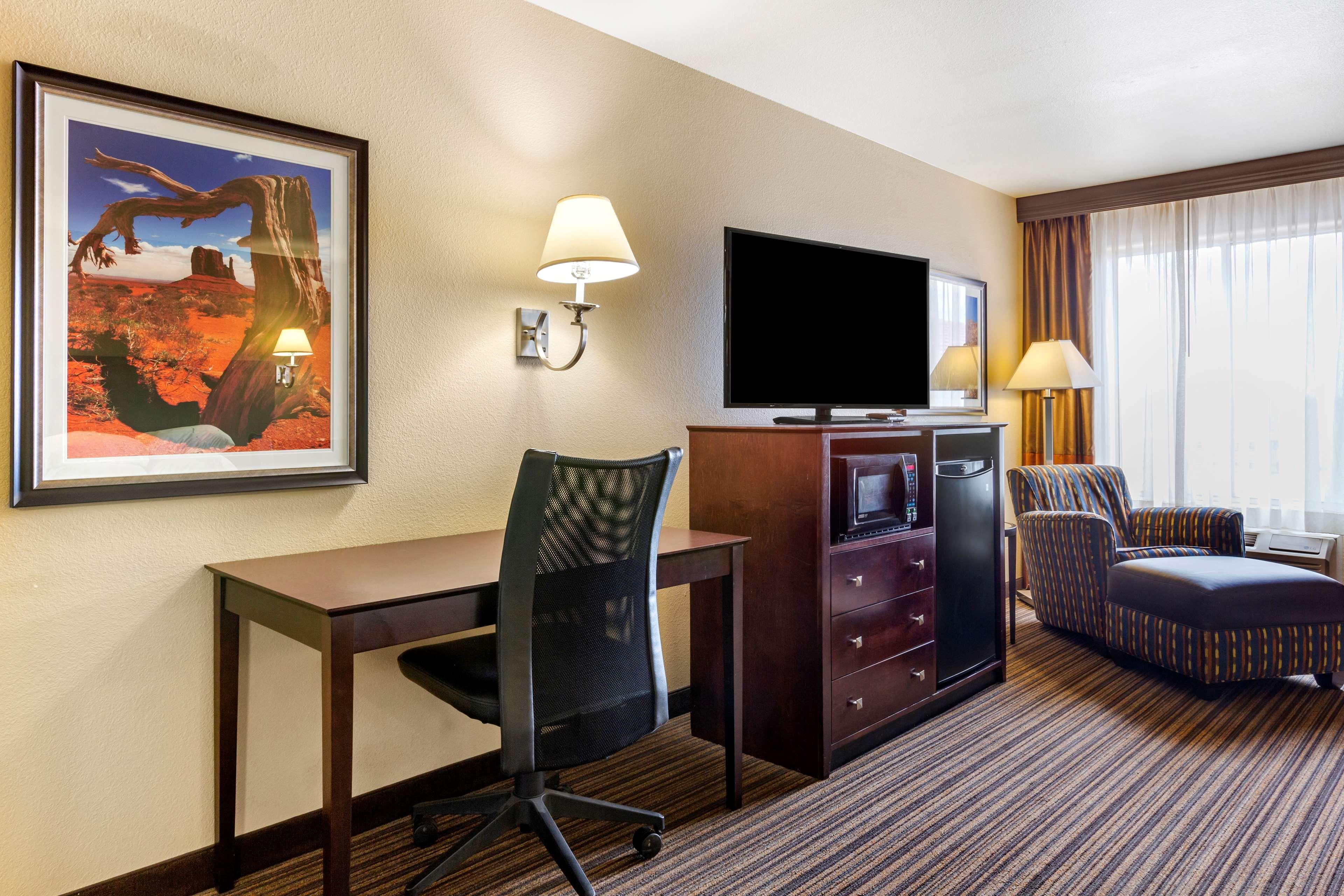 Best Western Plus Winslow Inn Exterior photo