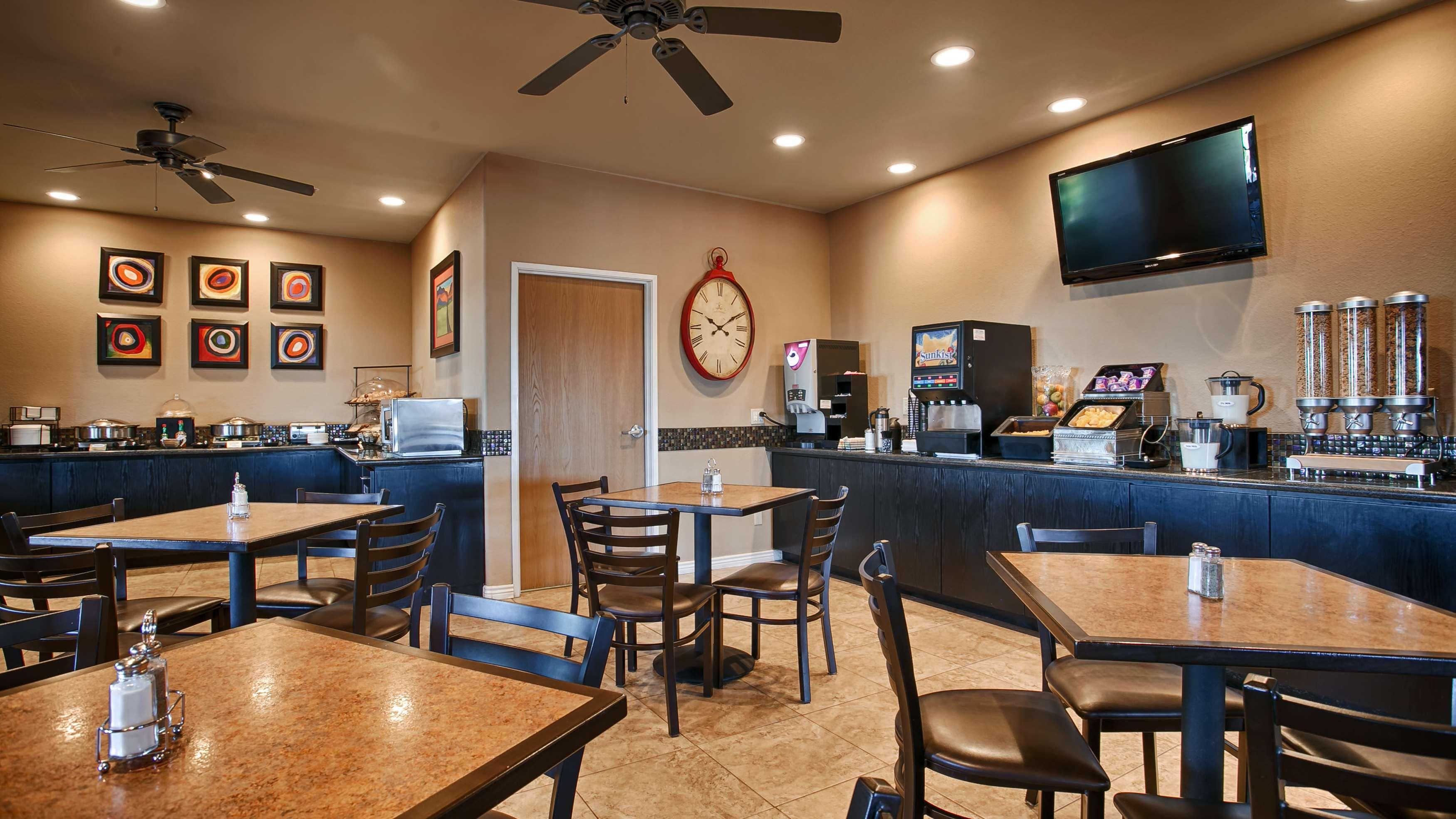 Best Western Plus Winslow Inn Exterior photo